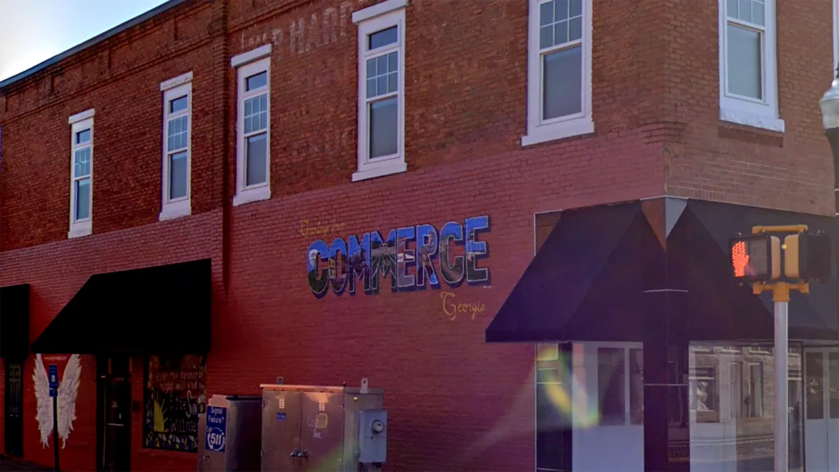 Commerce GA Mural on Building | ZAP Cooling and Heating
