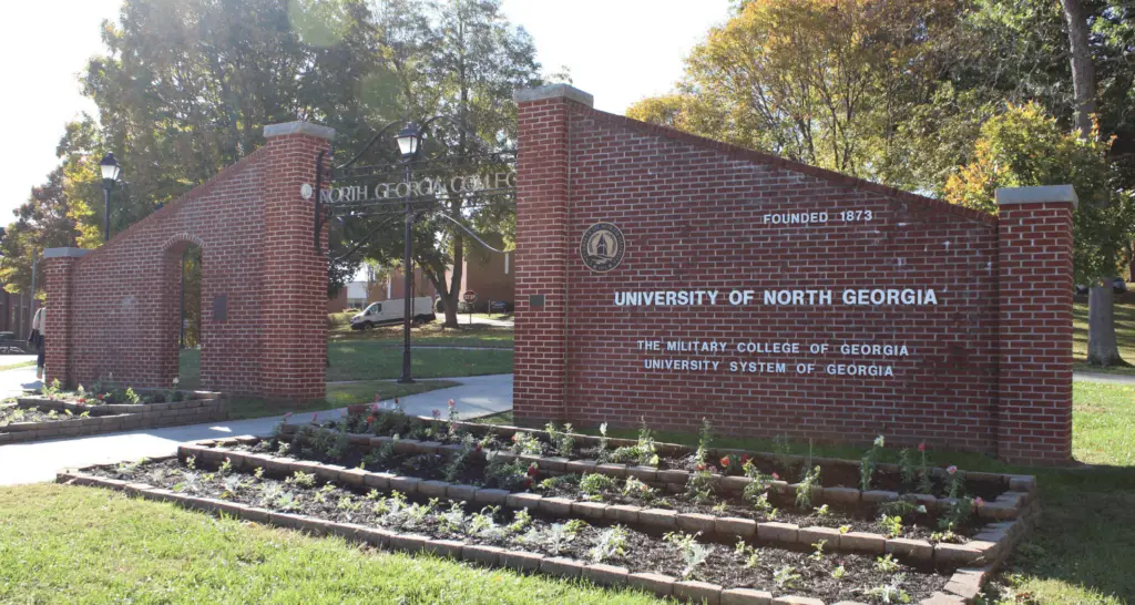 Dahlonega UNG entry gate